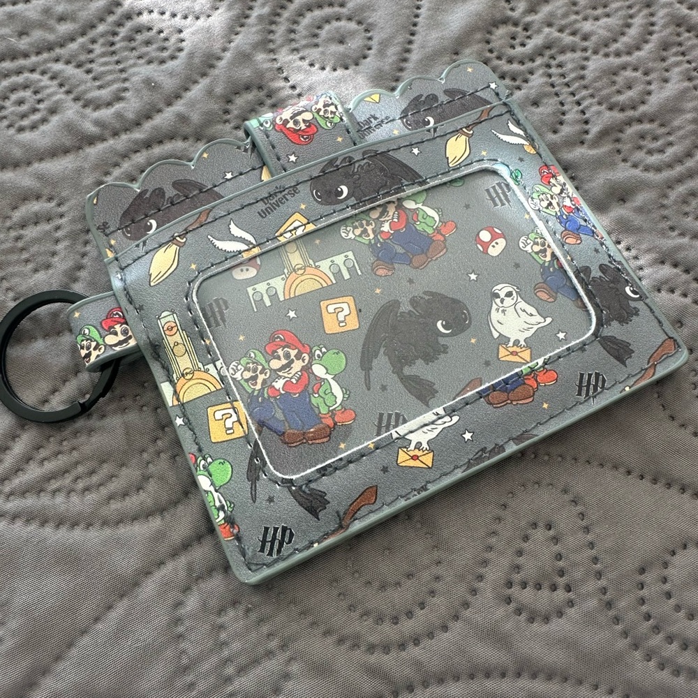 Universal character card case - Picture 2 of 2